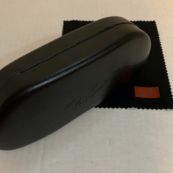 Authentic Ray-Ban Sunglass Black Hard Shell Case & Cleaning Cloth Aviator & More - Picture 1 of 5